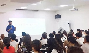 助力商戶，決勝十一丨星南方店一線銷售精英專場(chǎng)培訓(xùn)會(huì)